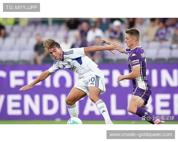 国际米兰客场5-0大胜十人萨索洛,迪马尔科助攻戴帽。 国际米兰客场5-0大胜十人萨索洛,迪马尔科助攻戴帽。